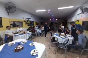 Amarelo Salon de Fiestas