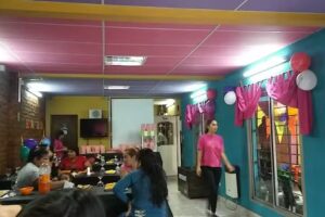 Bicharachada Salon De Fiestas