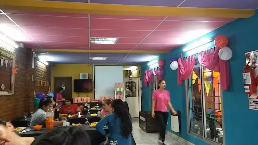 Bicharachada Salon De Fiestas