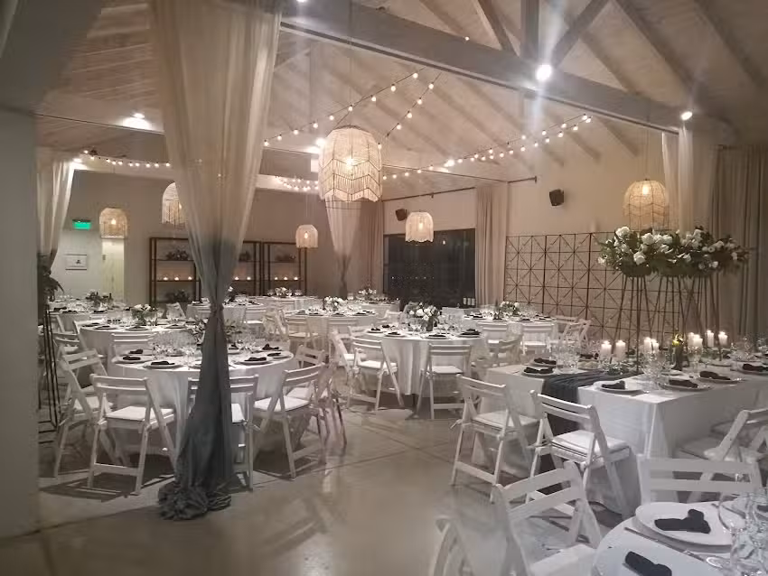 Casas Viejas Campo De Eventos.