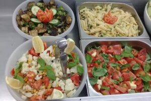 CATERING DEL SUR ,Viandas para Empresas ,Servicio de Comedores en Planta