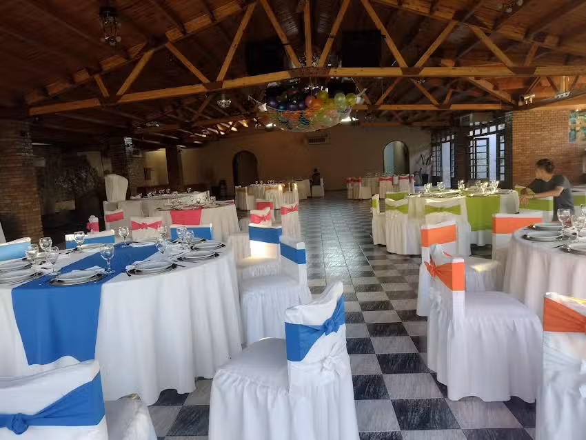 Cavagnaro Eventos &ndash; Salon de Fiestas y catering
