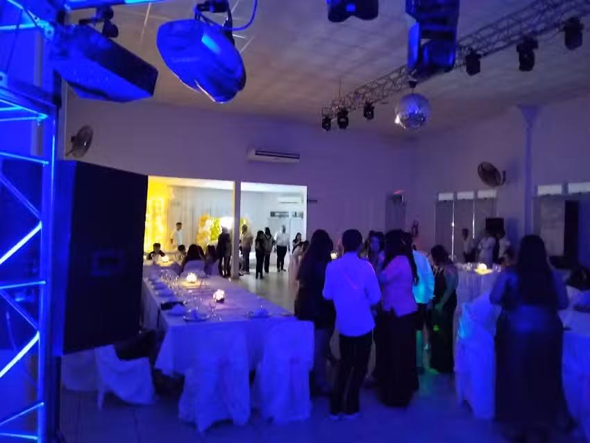 Cocos Sal&oacute;n de Eventos