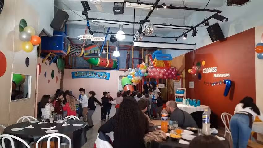 COLORES MULTIEVENTOS Salon de Fiestas