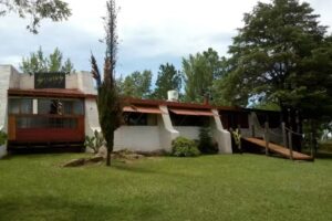 Complejo de Cabañas El Faro y boliche salon de Eventos Stragos