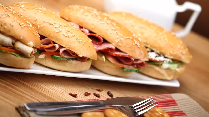 CONFITERIA LA SANTA TERESITA &ndash; SALON DE FIESTAS