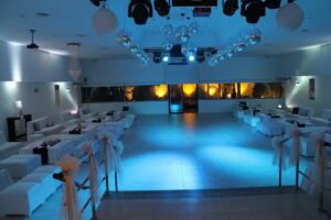 Constantino Eventos Sal&oacute;n de Fiestas