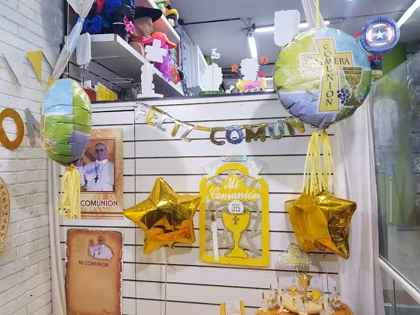 Cotill&oacute;n Un Poco Loco San Juan