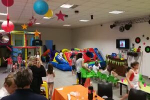 Crash, sal&oacute;n de eventos infantiles