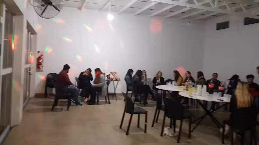 Cunum&iacute; Sal&oacute;n de Eventos