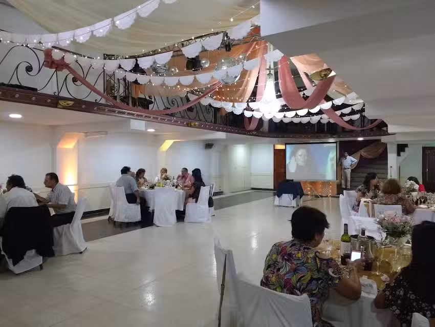 Daguerre Reuniones Sociales