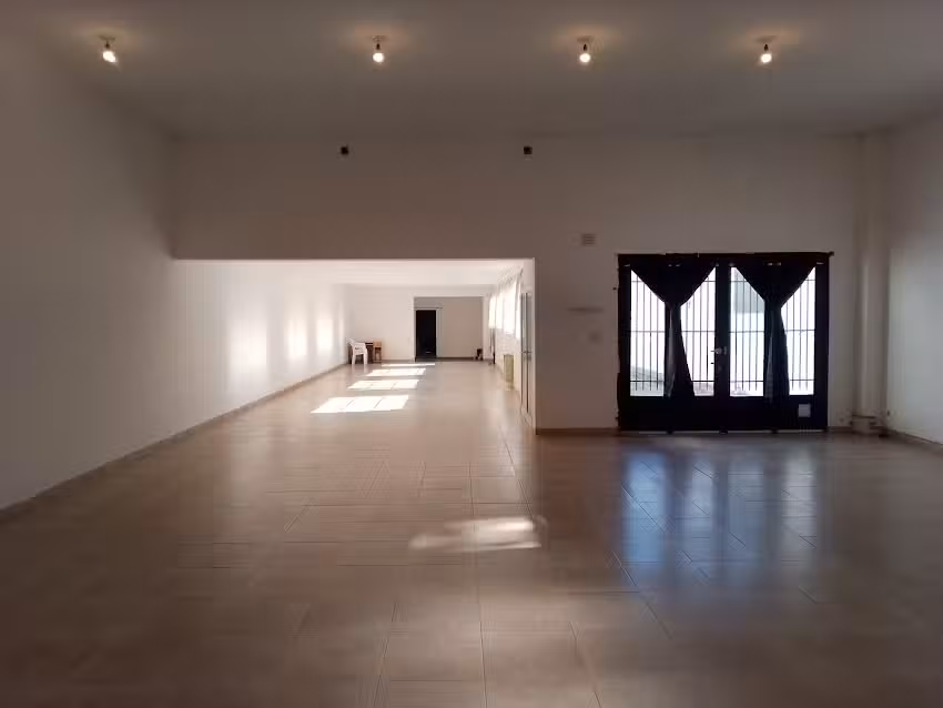 DEFENSORES DE LAS ARTES, centro cultural, sal&oacute;n de eventos en Tandil