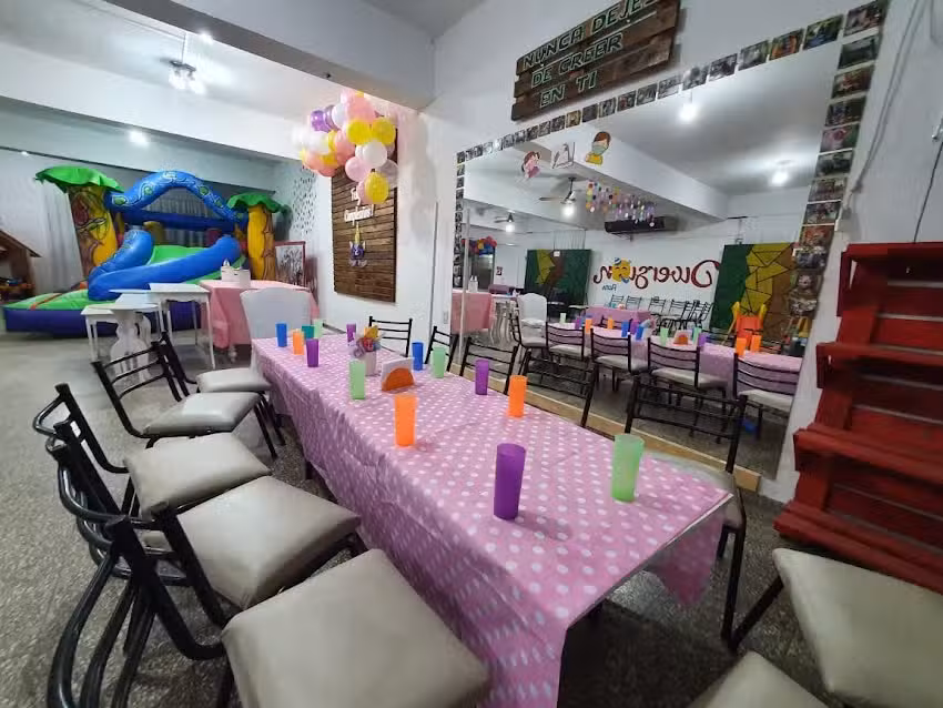 Diversi&oacute;n Reconquista, Salon De Eventos