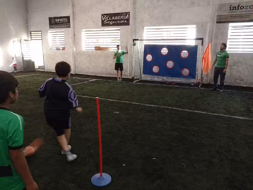 Doble 5 F&uacute;tbol Urbano