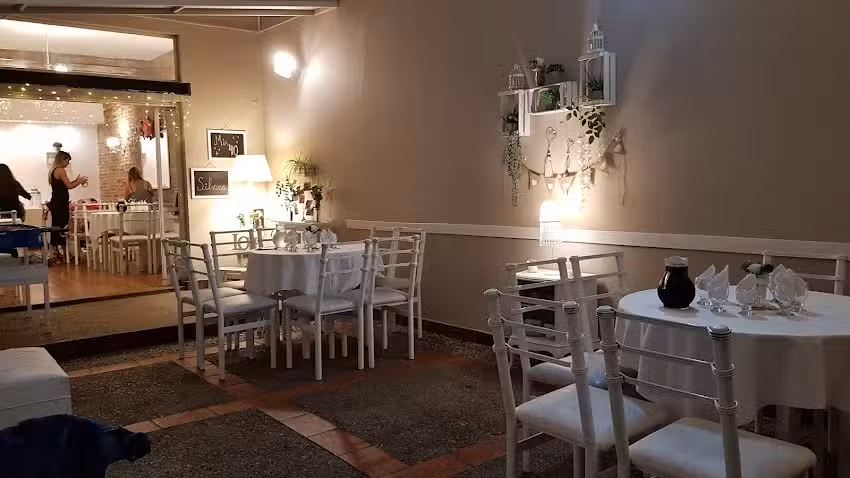 El Patio Casa de Fiestas