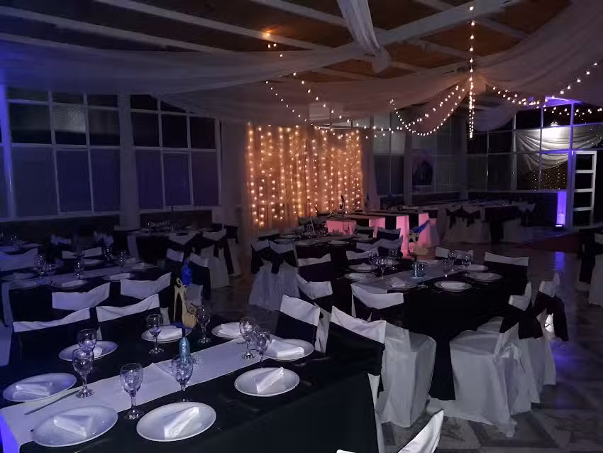 EN LO DE LULI..salon de eventos