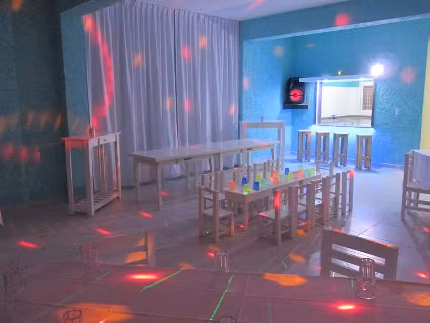 Encantados Sal&oacute;n De Eventos