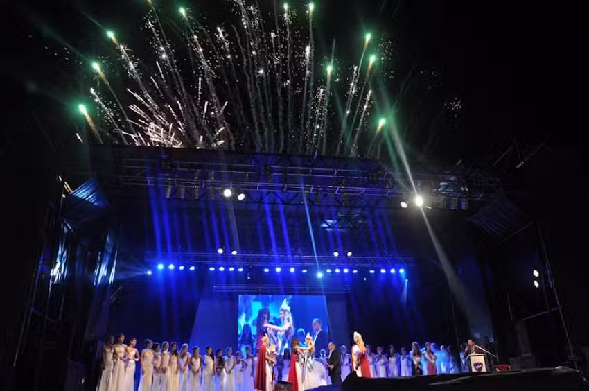 Fiesta Nacional de Reinas Nacionales