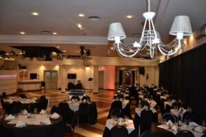 Fiesta Retro – Cena Baile Show – Labrador Club