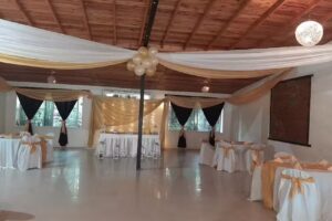 GS Eventos alquiler de vajilla manteleria sillas mesas