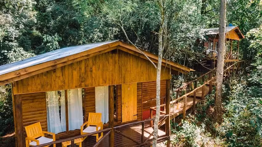 Hotel Caba&ntilde;as Complejo Ysyry &ndash; Salon de eventos / balneario y toboganes acuaticos