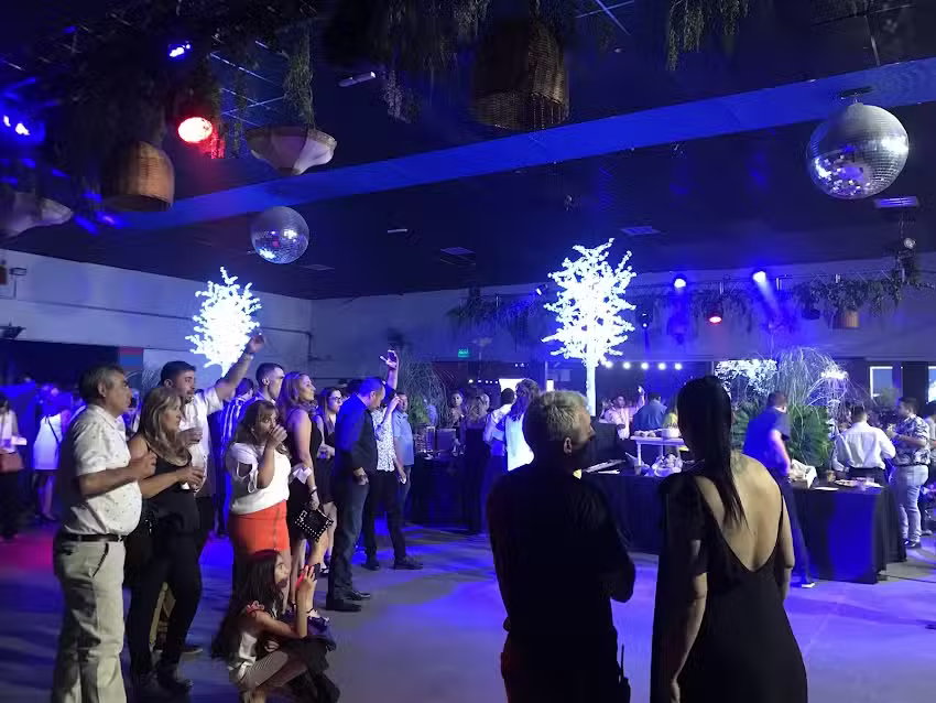 Hugo Espect&aacute;culos