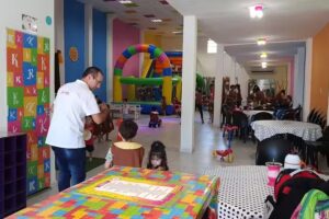 Karamelitos Sal&oacute;n Infantil