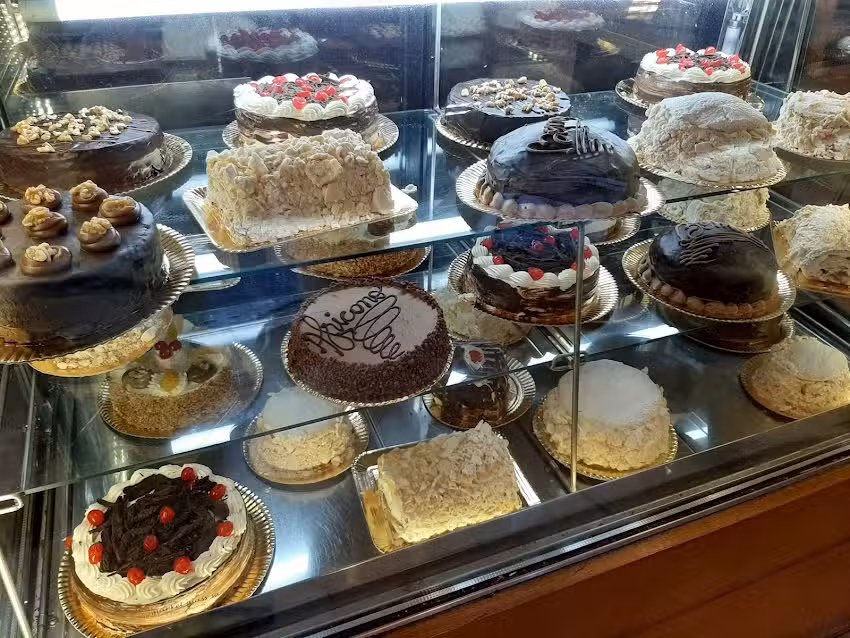 La Aragonesa Panes & Confiter&iacute;a & Catering