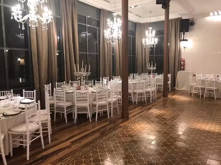 LA CASONA del Carmen de las Ca&ntilde;uelas