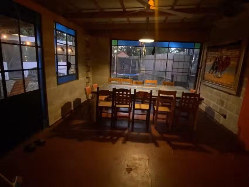 La Escondida quincho con pileta /alquiler temporal /eventos peque&ntilde;os hasta 30 personas