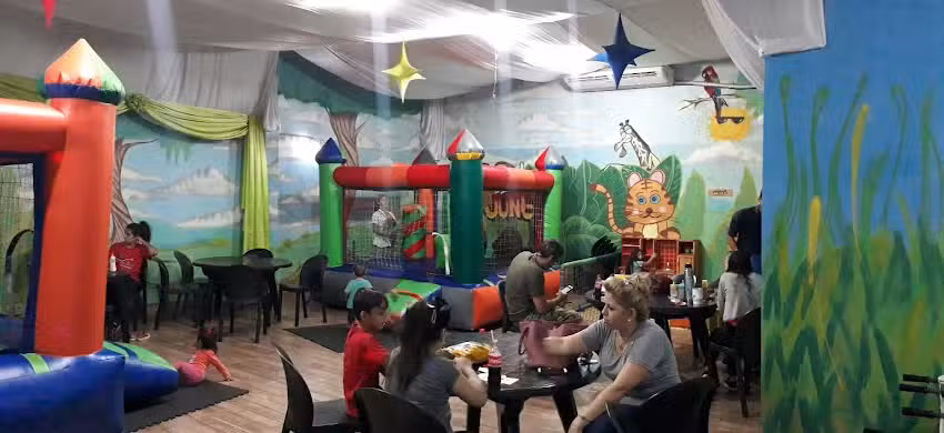 La Jungla Salon Multieventos