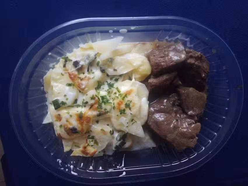 La Perla Restaurante y servicio de catering