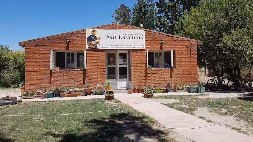 Mini Super y Catering San Cayetano
