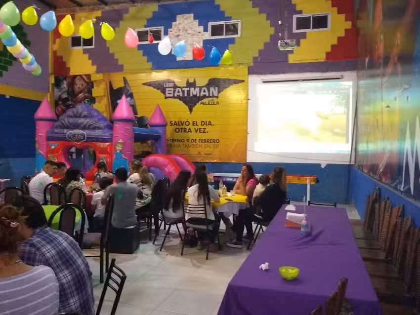 Mis Dos Princesas salon de eventos infantiles