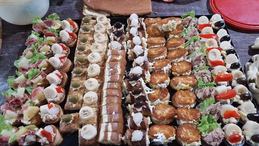 Molino Blanco.Fabrica de confituras y pasteler&iacute;a para tu negocio en bandejas o x kilo.