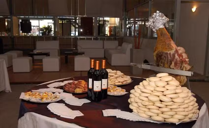 Nicanor Catering Especializado &ndash; Oro Verde