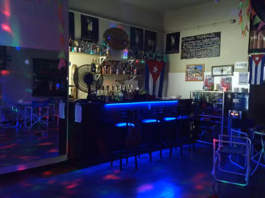 Peque&ntilde;a Habana Club Social