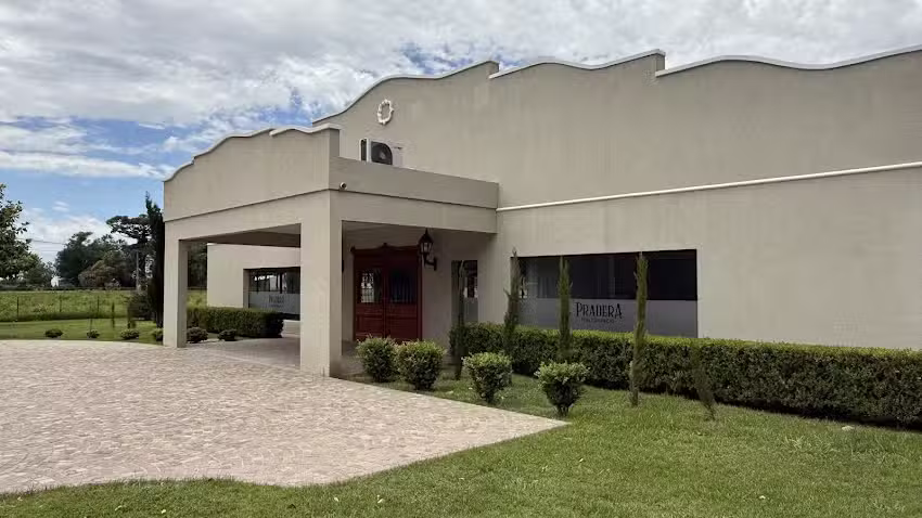 Pradera Multiespacio