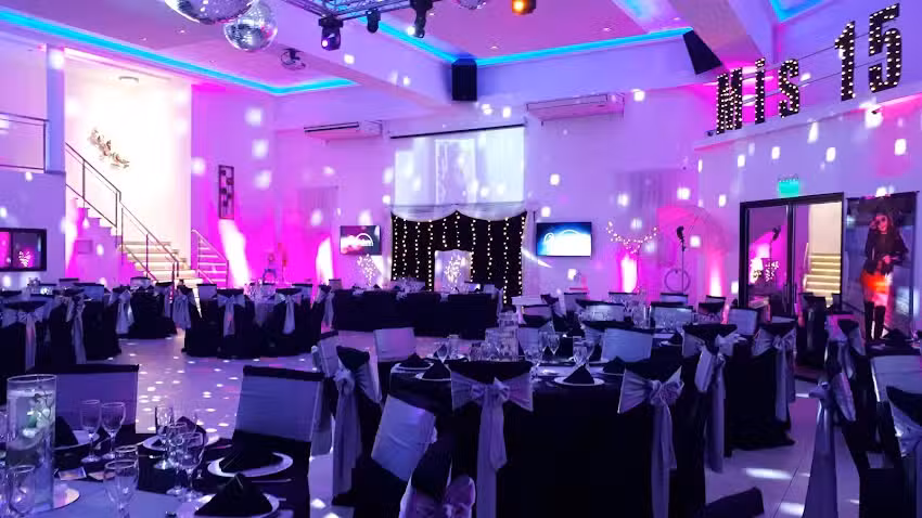 Quantum Sal&oacute;n Multieventos