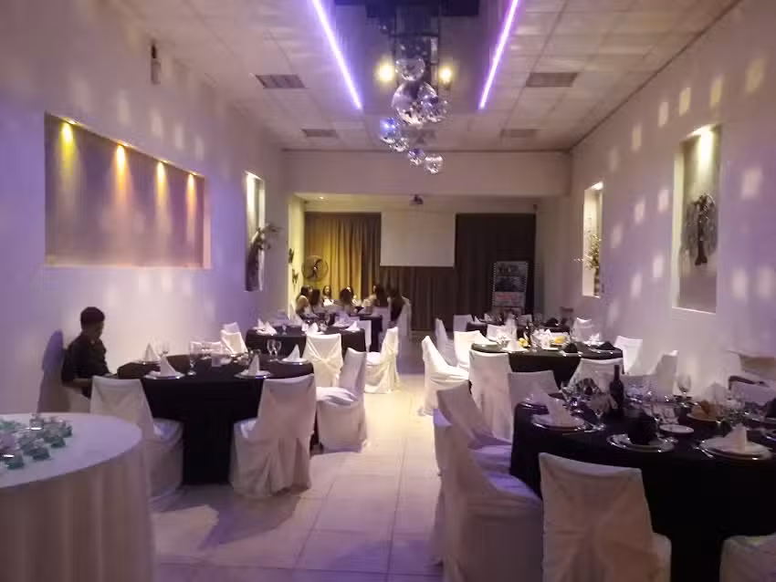 Rapsodia Sal&oacute;n De Fiestas