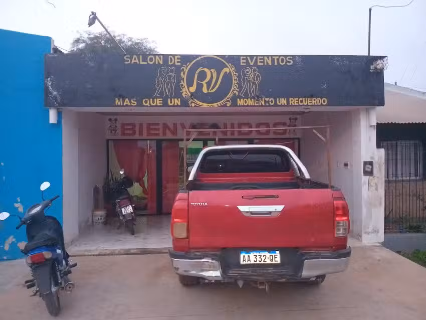 Salaon de Eventos RV (Las Bre&ntilde;as)