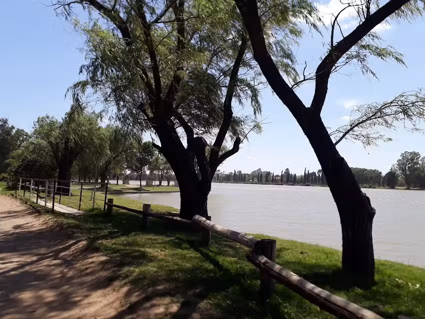 Salon Club Lago San Agustin