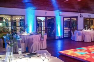 Salon Colonial Eventos Sociales Empresariales Exposiciones