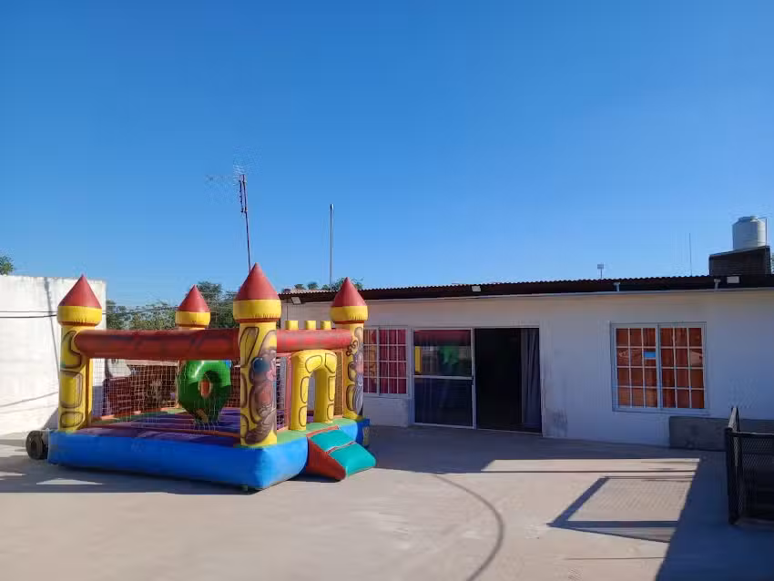 Sal&oacute;n de Eventos Aar&oacute;n Kids