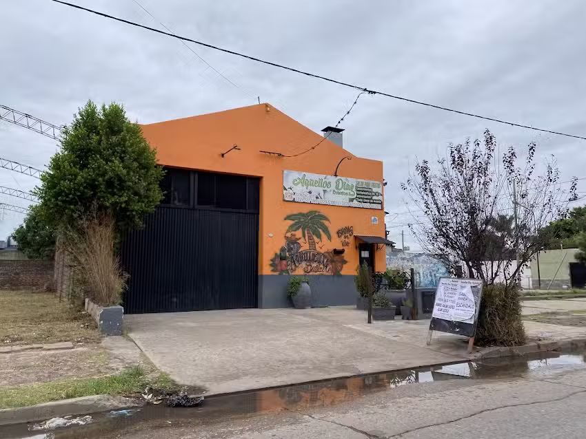Sal&oacute;n de Eventos &ldquo;Aquellos D&iacute;az&rdquo;