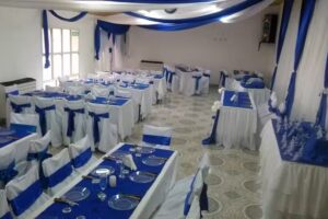 Sal&oacute;n de eventos el 2&times;4