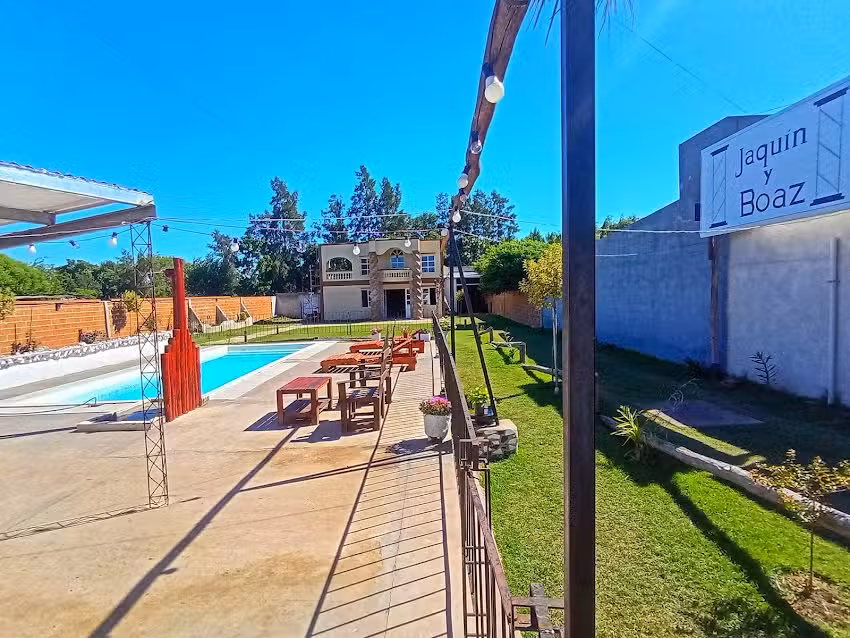 Sal&oacute;n de eventos &ldquo;Jaqu&iacute;n y Boaz&rdquo;