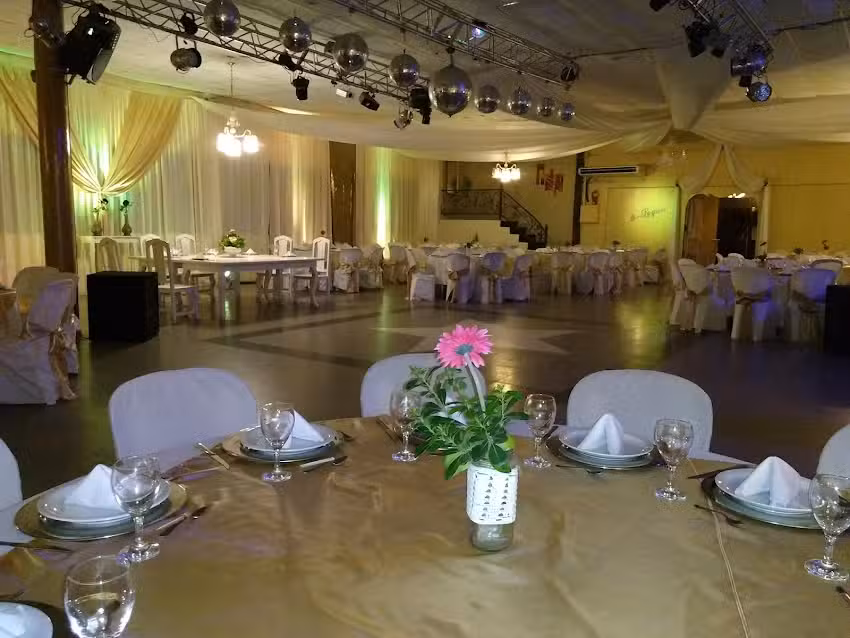 Salon de Eventos &ldquo;La Legua&rdquo;