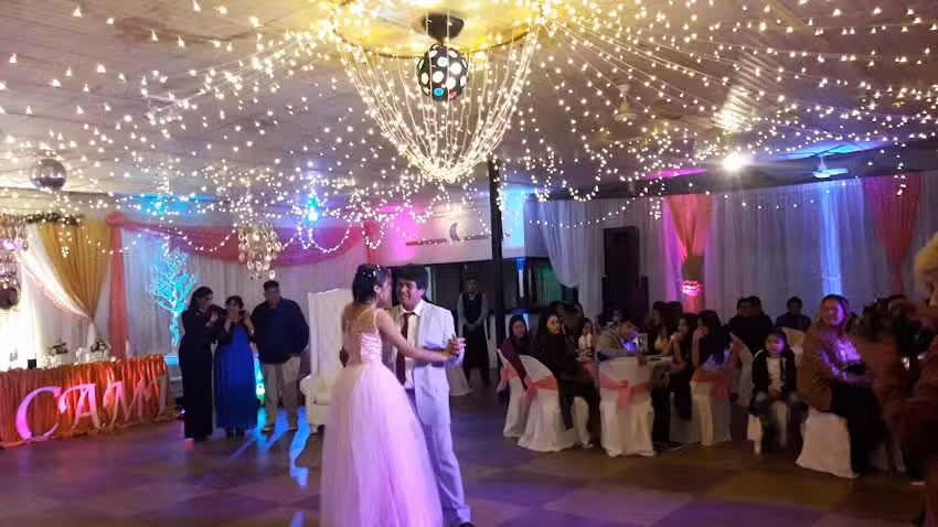 Salon de eventos la vieja esquina