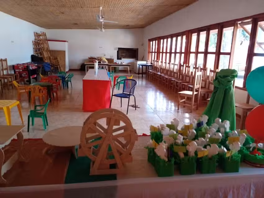 Sal&oacute;n de eventos &ldquo;Los Peques&rdquo;